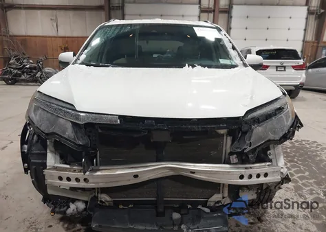 2017 Honda Pilot Elite z USA, uszkodzony, nr VIN 5FNYF6H05HB070356